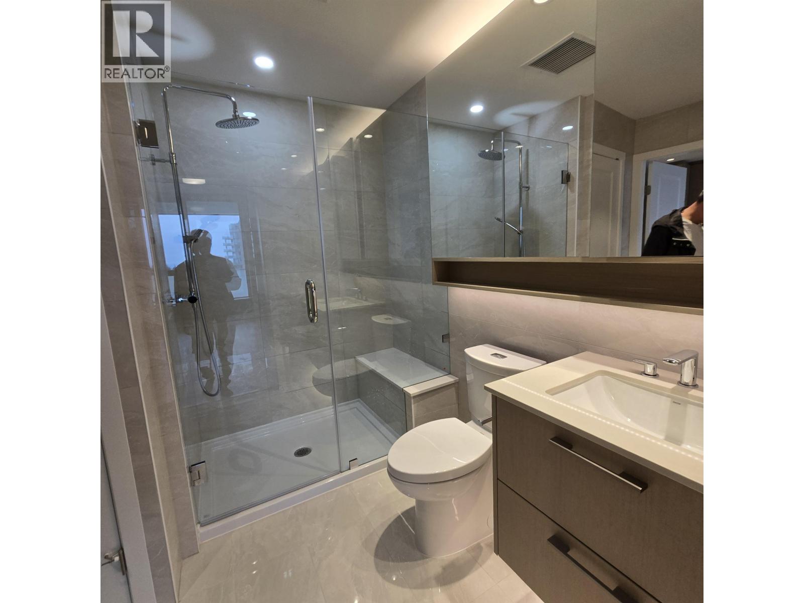 2108 5938 Olive Avenue, Burnaby, British Columbia  V5H 2P6 - Photo 9 - R3173114
