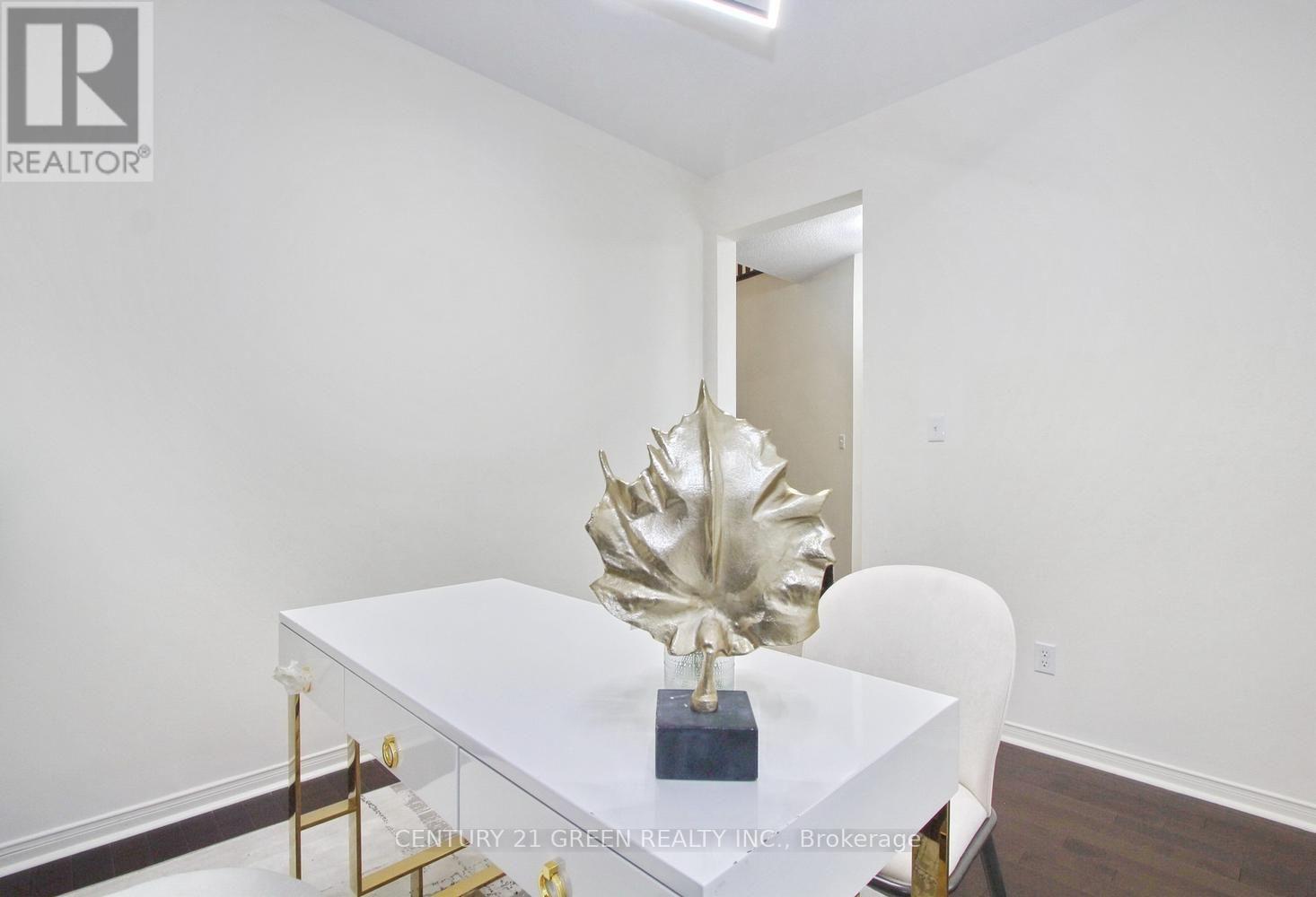 40 Cookview Drive, Brampton, Ontario  L6R 3T6 - Photo 7 - W13879222
