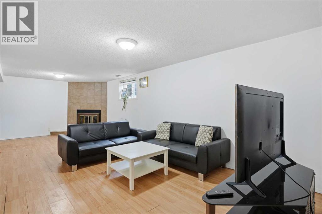 188 Maitland Drive NE