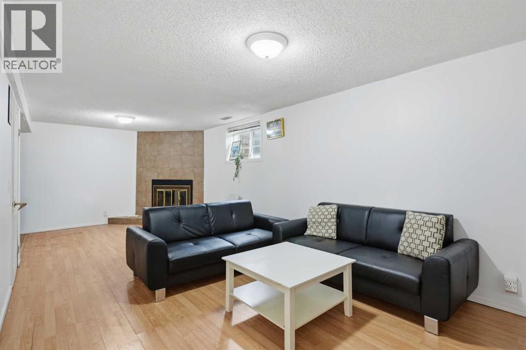188 Maitland Drive NE