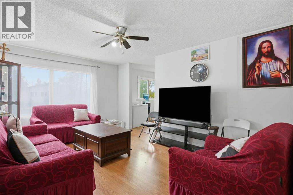 188 Maitland Drive NE
