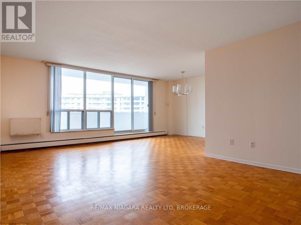 1002 - 35 Towering Heights Boulevard, St. Catharines (Glendale/glenridge), Ontario  L2T 3G8 - Photo 4 - X13883722