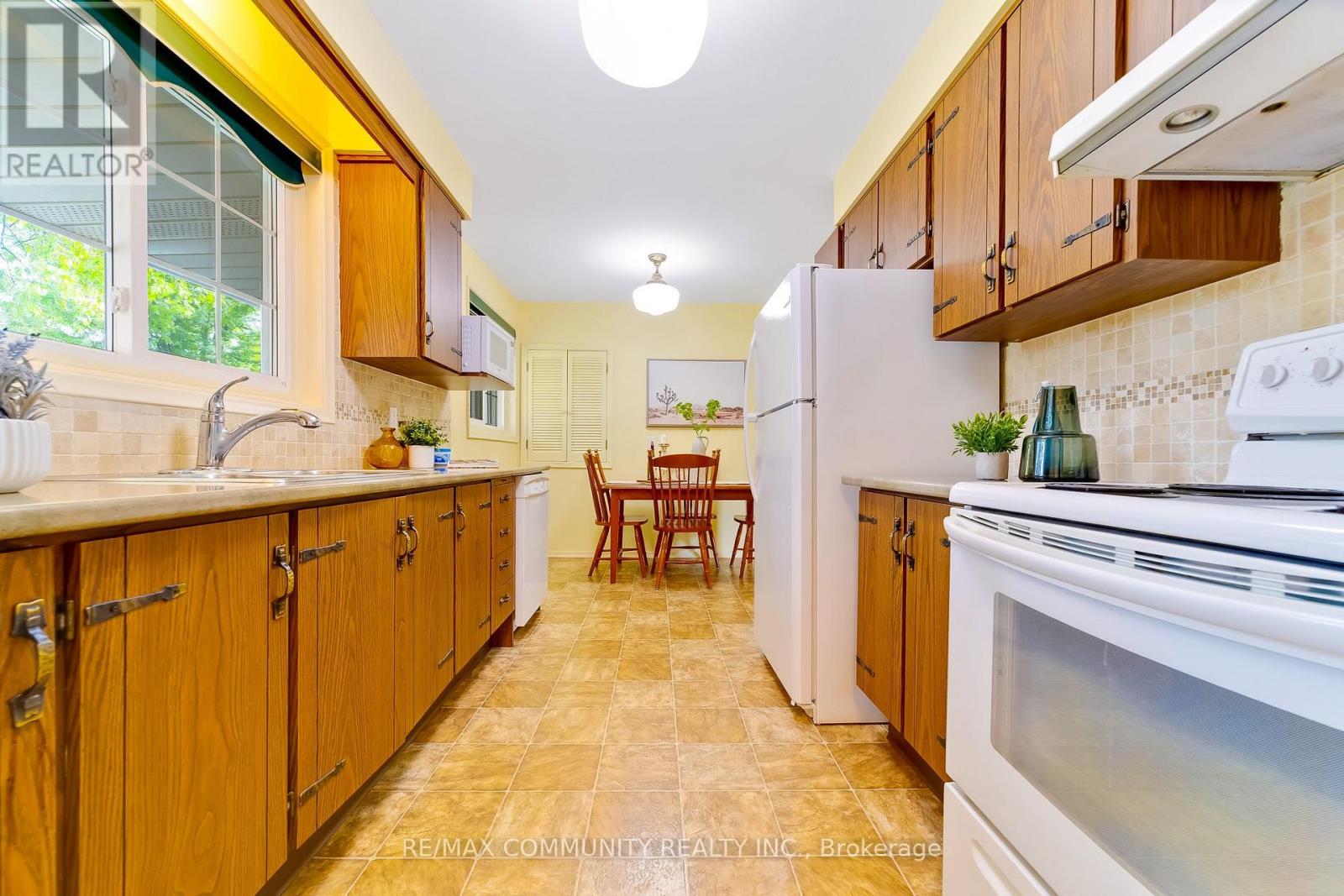 30 Bridlington Street, Toronto (Woburn), Ontario  M1H 2L5 - Photo 15 - E13883758
