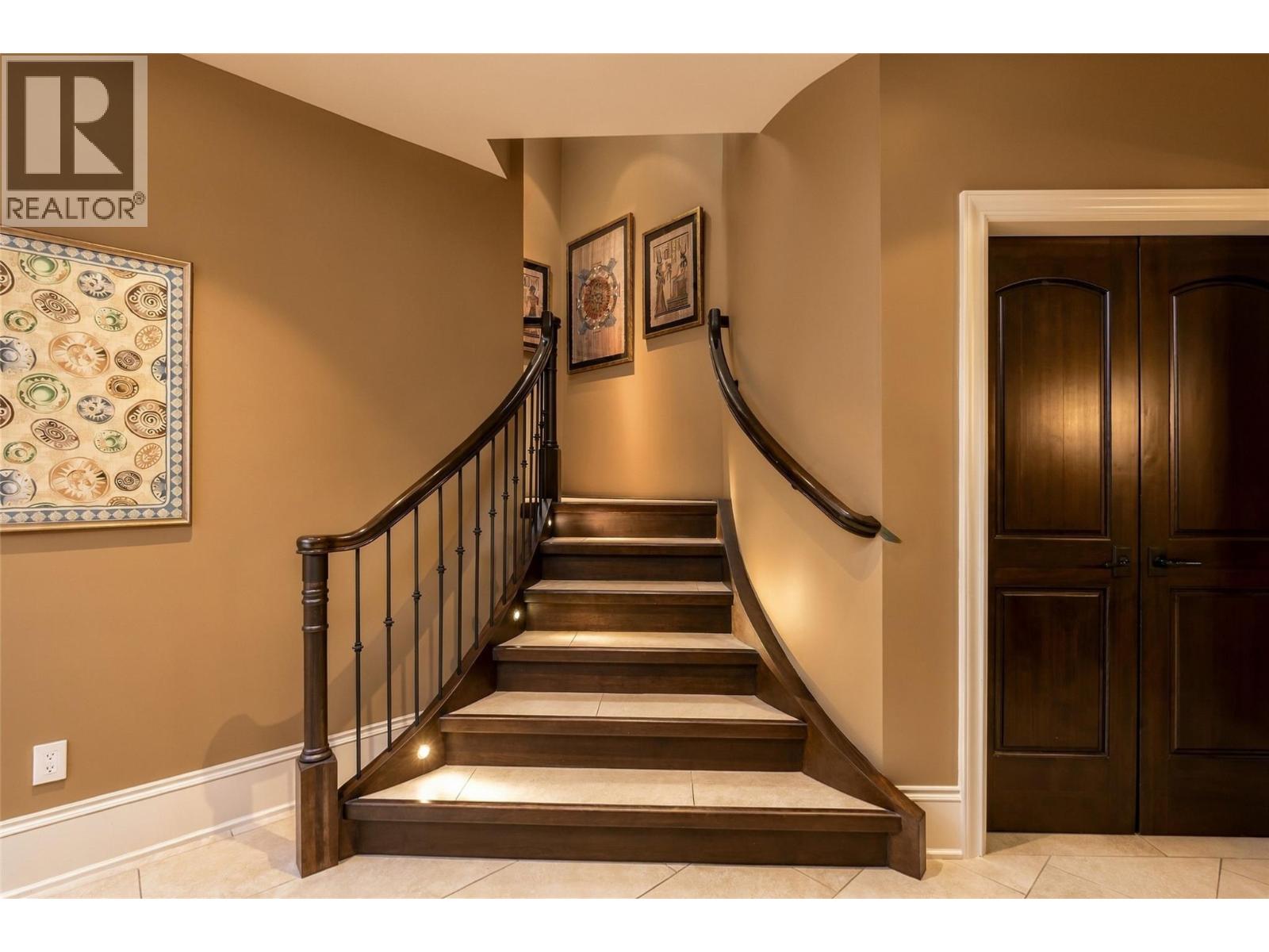 706 Highpointe Court