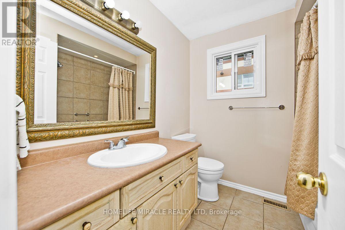 151 Bayview Drive, Barrie (Allandale Heights), Ontario  L4N 3P3 - Photo 16 - S13883794