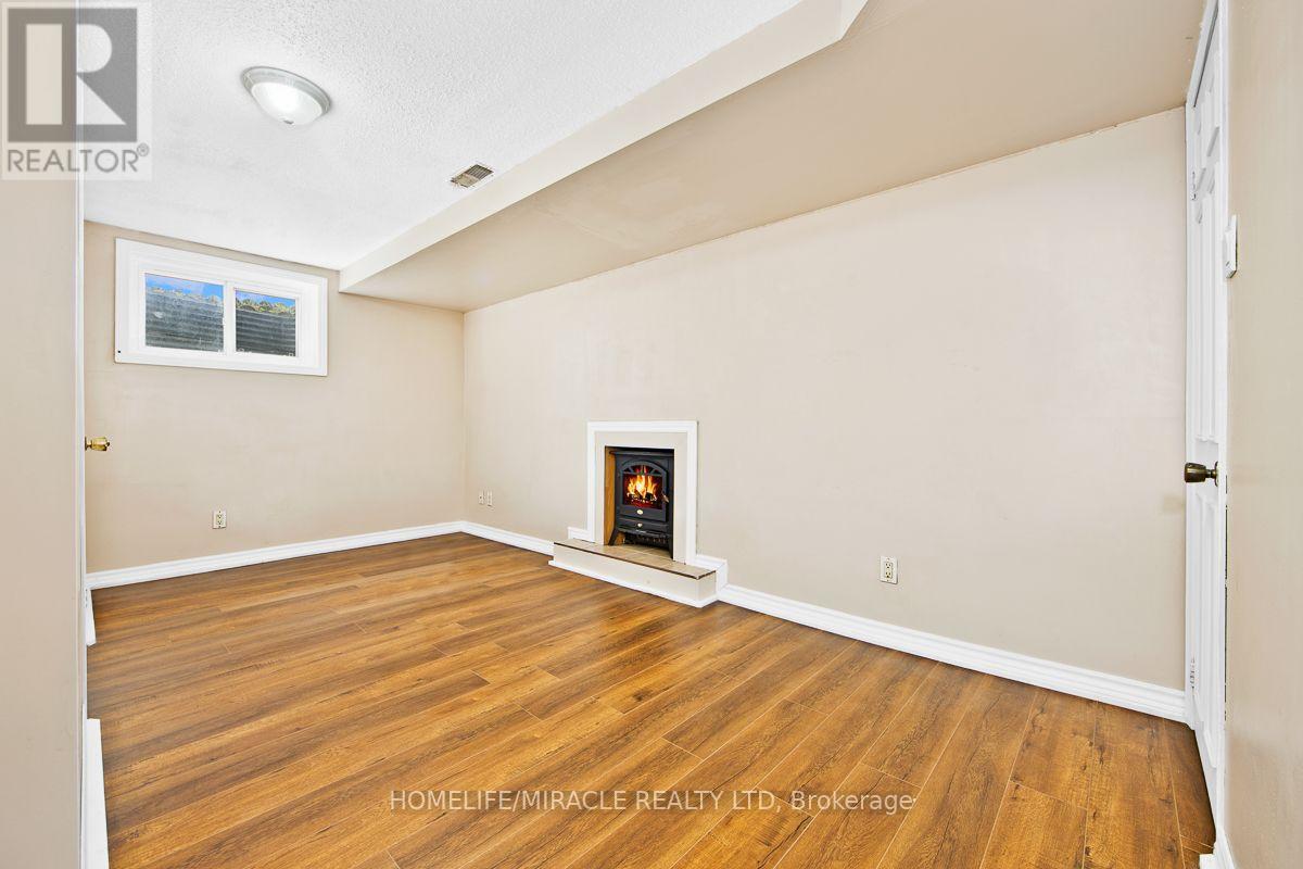 151 Bayview Drive, Barrie (Allandale Heights), Ontario  L4N 3P3 - Photo 22 - S13883794