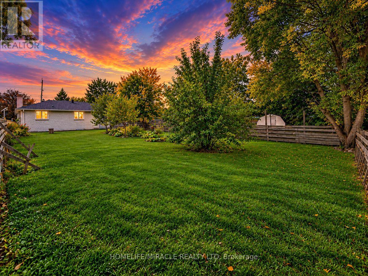 151 Bayview Drive, Barrie (Allandale Heights), Ontario  L4N 3P3 - Photo 29 - S13883794