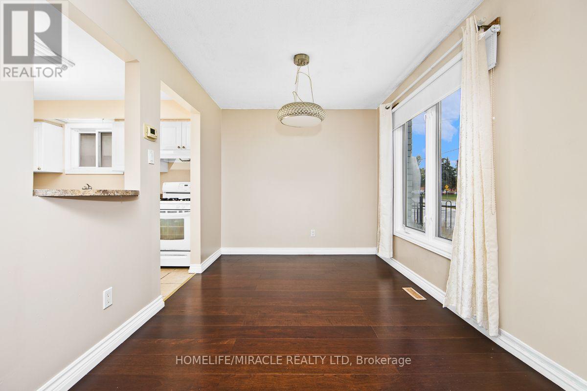 151 Bayview Drive, Barrie (Allandale Heights), Ontario  L4N 3P3 - Photo 8 - S13883794