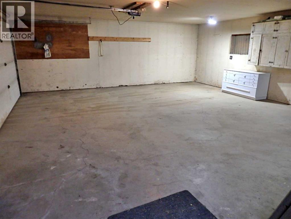 4801 53 Avenue
