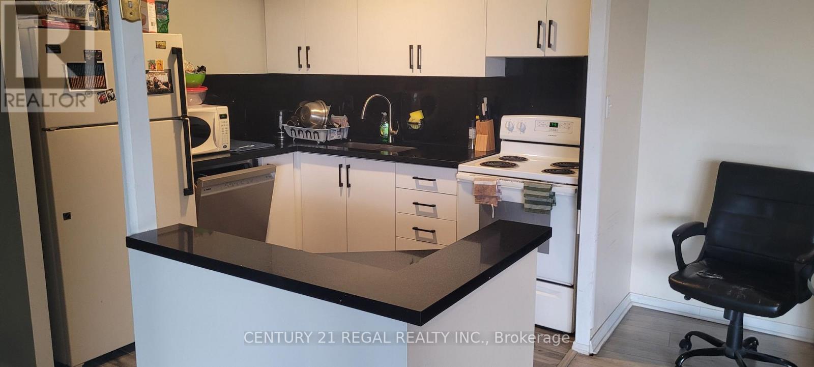 804 - 380 Dixon Road, Toronto (Kingsview Village-The Westway), Ontario  M9R 1T3 - Photo 3 - W13883732