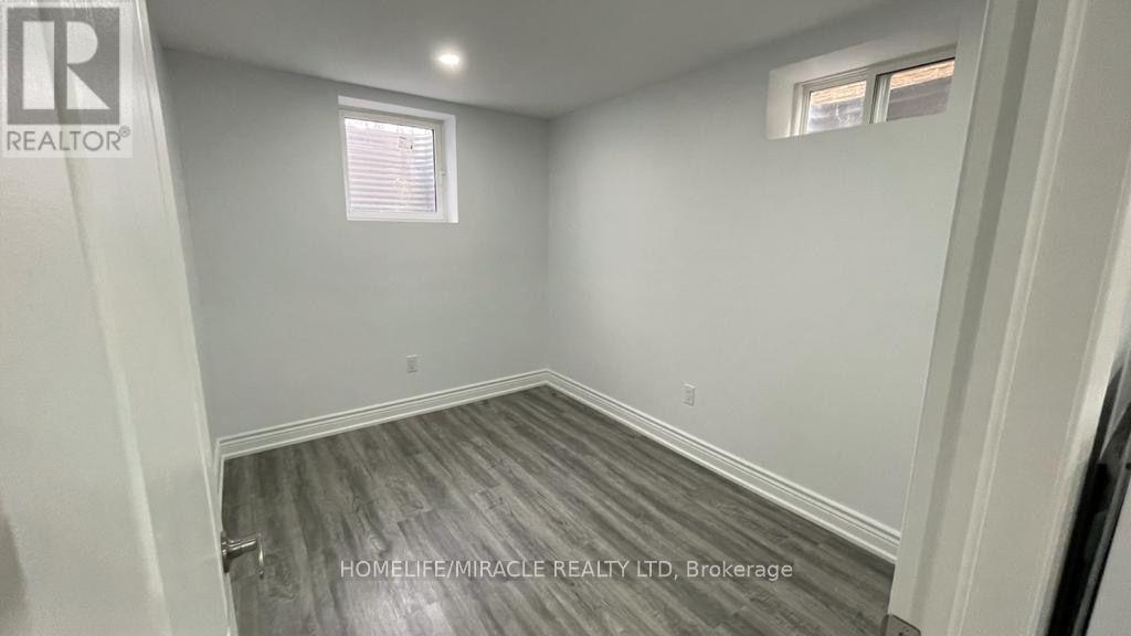 Bsmt - 7010 Cordingley Crescent, Mississauga (Meadowvale), Ontario  L5N 4Z5 - Photo 8 - W13883784