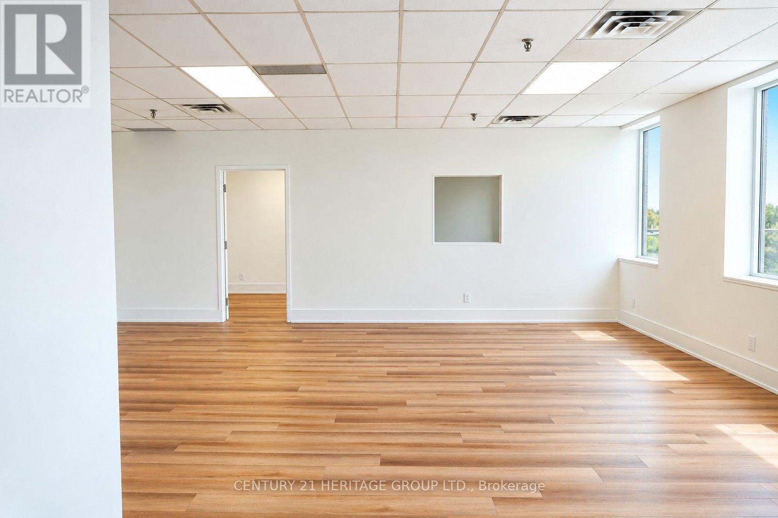 205 - 4544 Dufferin Street, Toronto (York University Heights), Ontario  M3H 5X2 - Photo 5 - W13883800