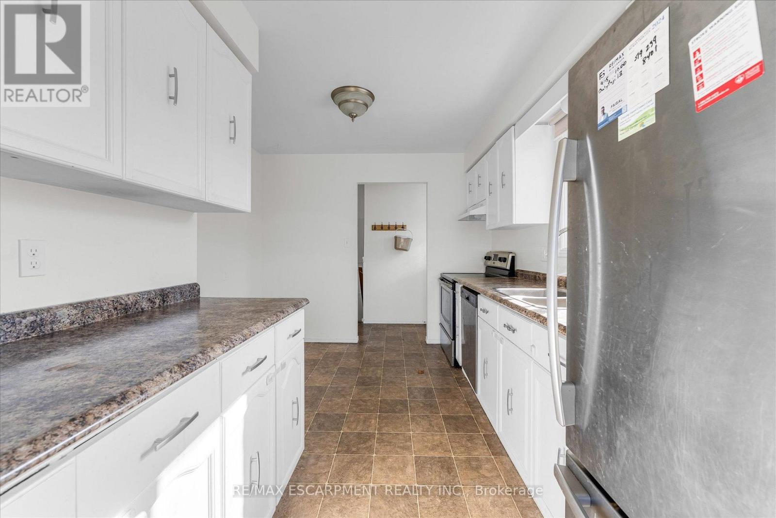 16 Crystal Court, Cambridge, Ontario  N1R 7T2 - Photo 8 - X13883746