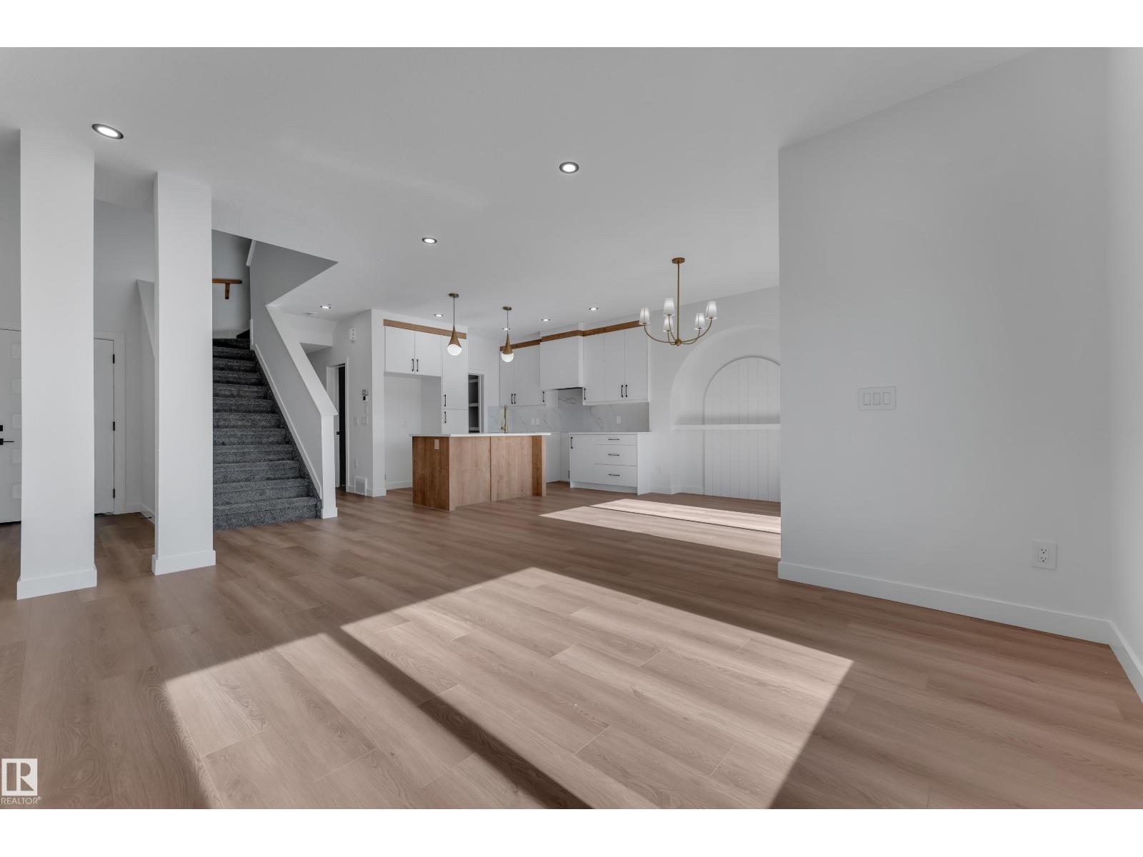 1089 Starling Dr Nw, Edmonton, Alberta  T5S 0V4 - Photo 6 - E4509016