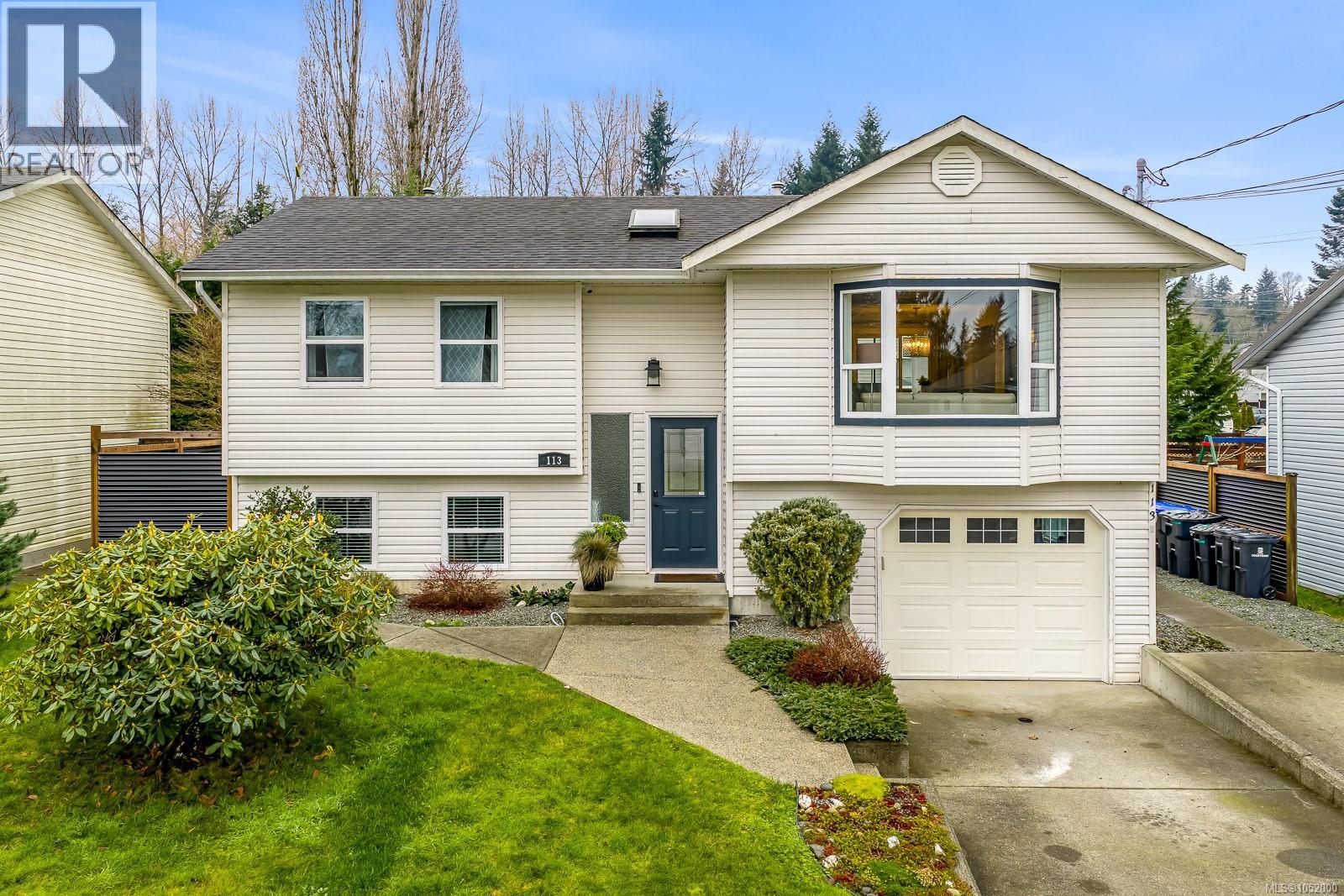 113 Mitchell Pl, Courtenay, British Columbia