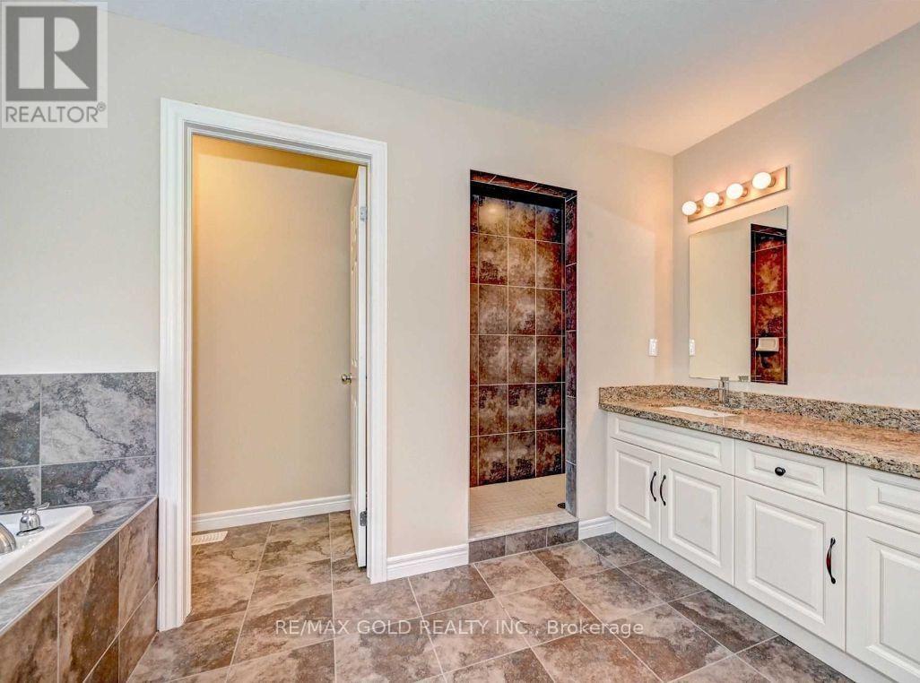 Upper - 400 Wild Calla Street, Waterloo, Ontario  N2V 0B5 - Photo 17 - X13882596