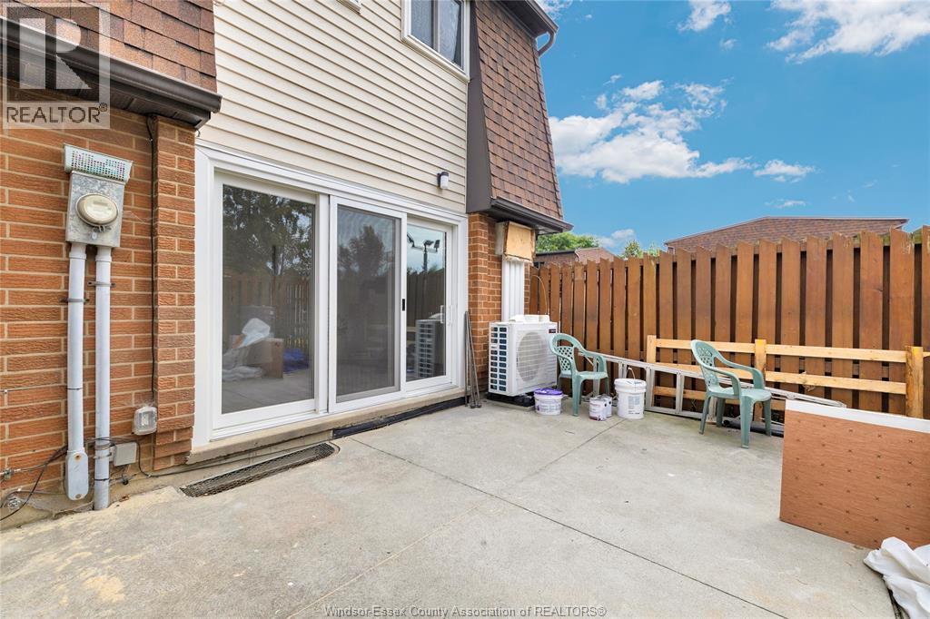 6214 Thornberry, Windsor, Ontario  N8T 3A3 - Photo 30 - 26024989