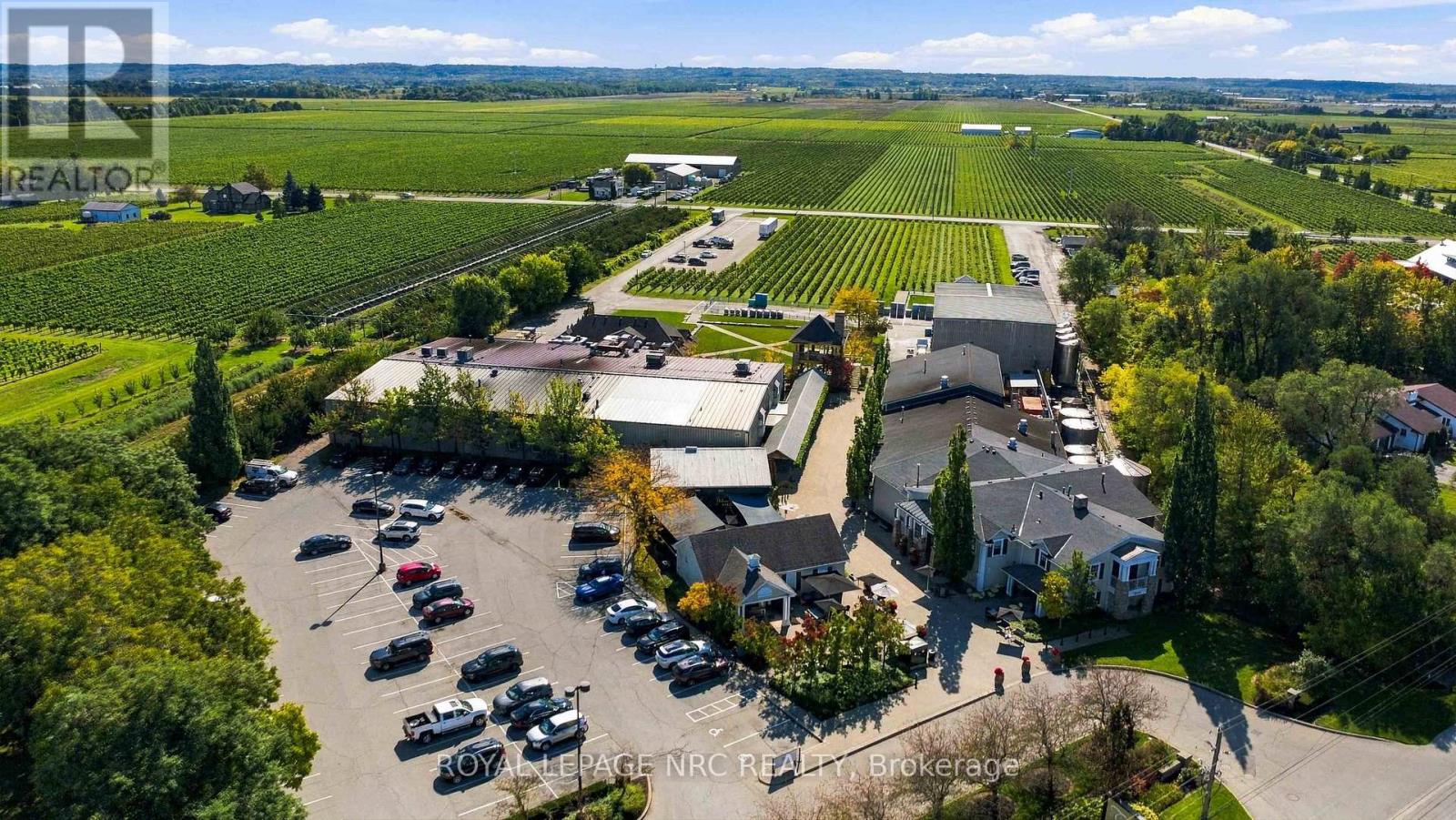 1530 Niagara Stone Road, Niagara-On-The-Lake, Ontario  L0S 1J0 - Photo 2 - X13863858