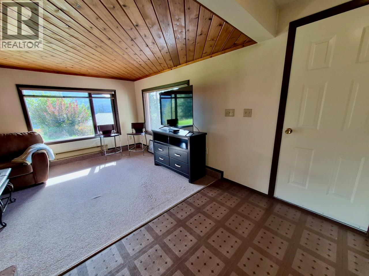 3831 Aaron Road, Bonnington, British Columbia  V0G 2G3 - Photo 61 - 10403313