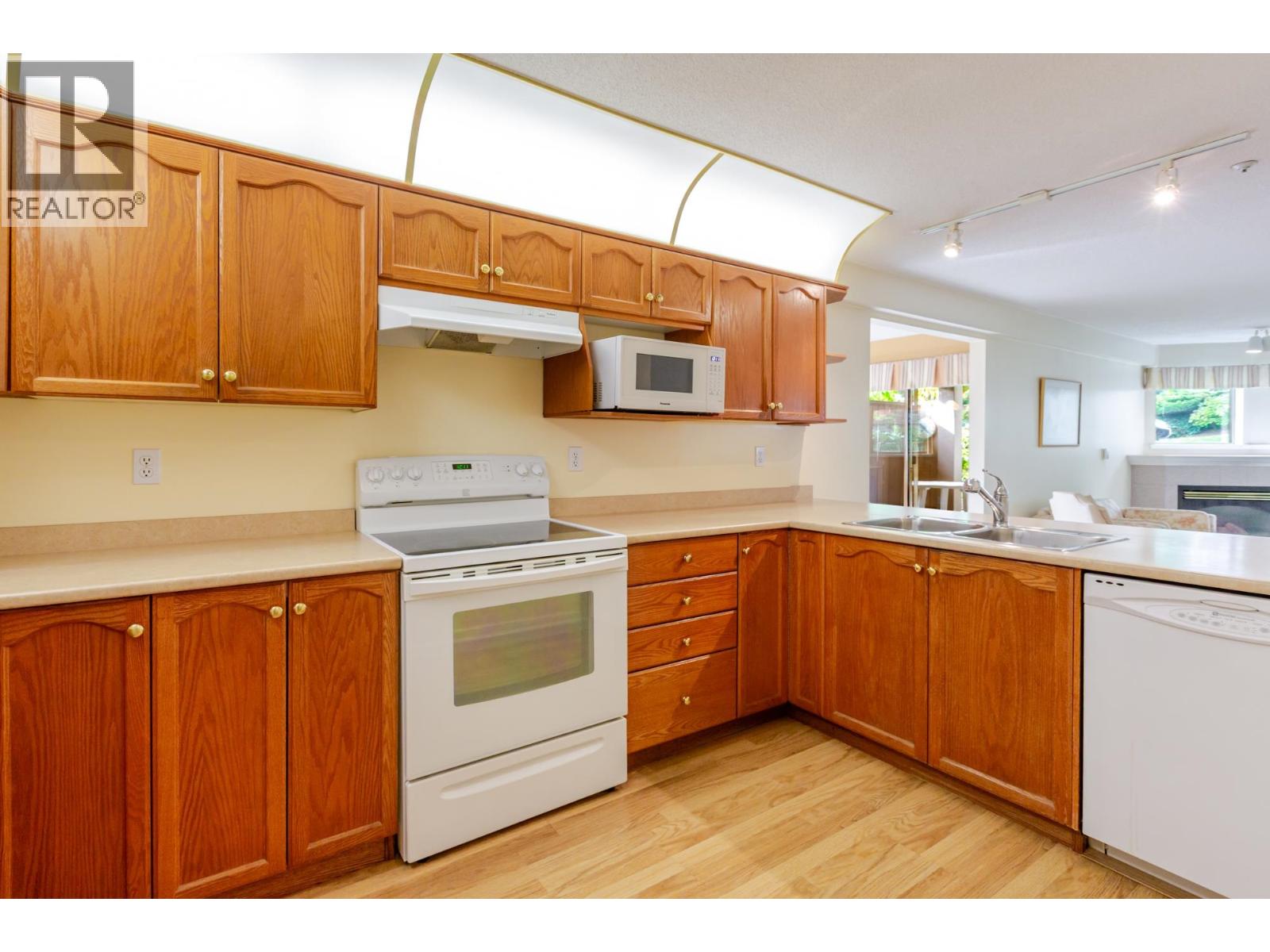 412 78 Richmond Street, New Westminster, British Columbia  V3L 5T2 - Photo 10 - R3173520