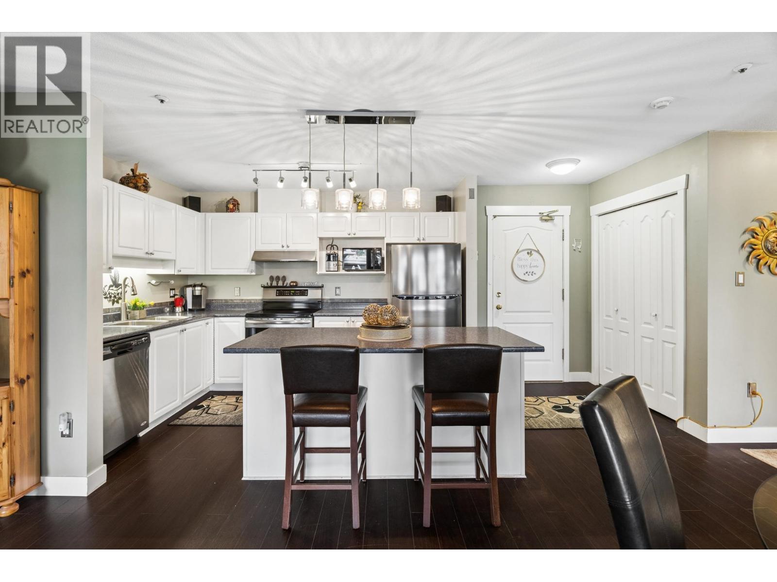 414 2968 BURLINGTON DRIVE, coquitlam, British Columbia