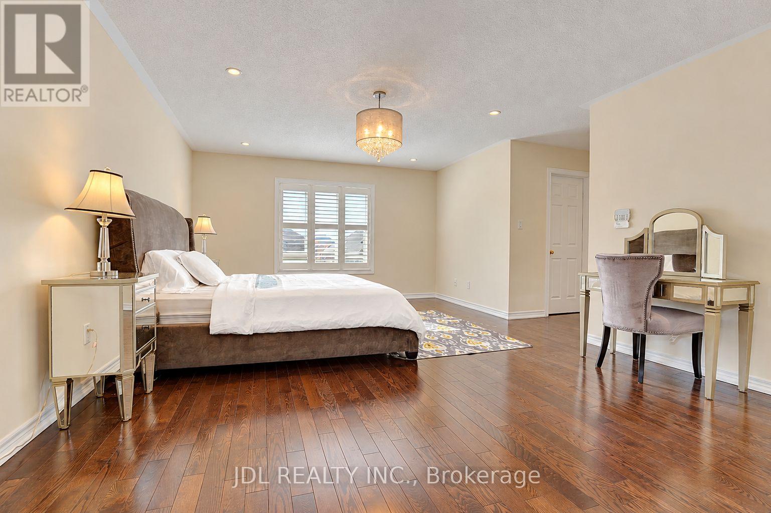 11 Herbert Wales Crescent, Markham, Ontario  L6C 0G1 - Photo 28 - N13883834
