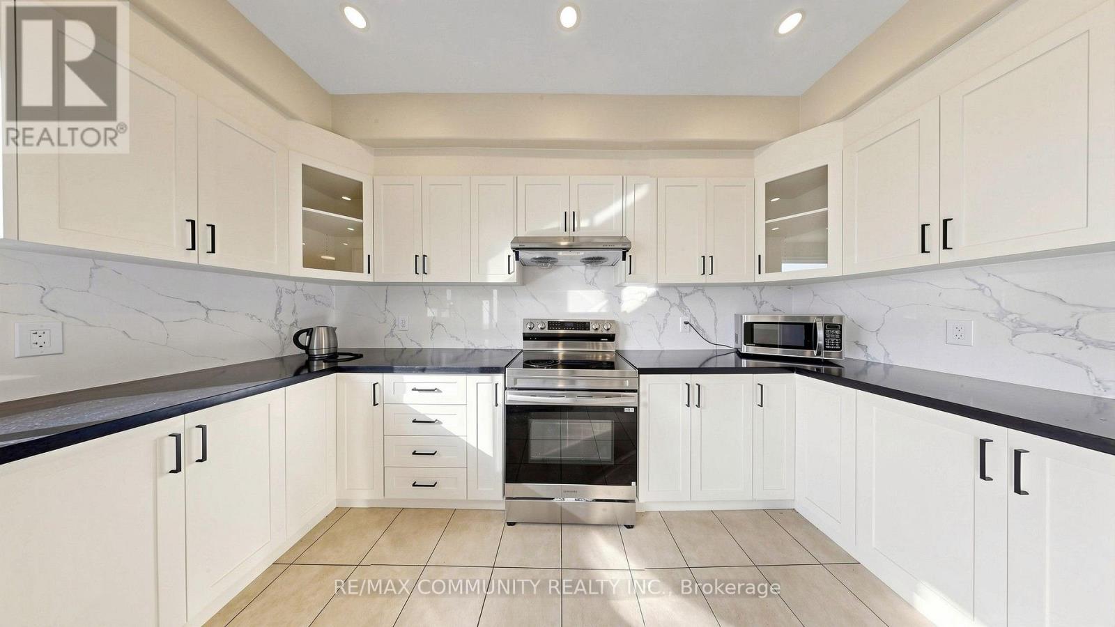 53 Jewel House Lane, Barrie, Ontario  L4N 8J7 - Photo 7 - S13883808