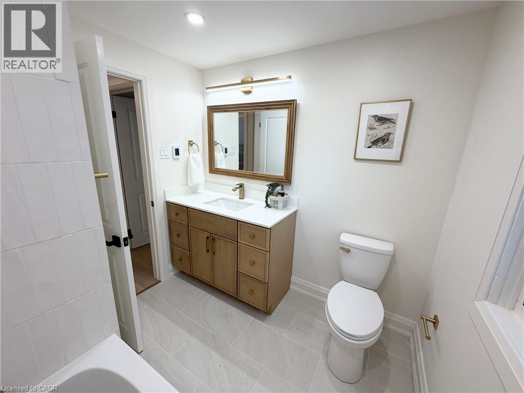 2379 Maryvale Court, Burlington, Ontario  L7P 2P1 - Photo 14 - 40870138