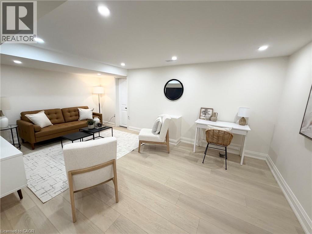 2379 Maryvale Court, Burlington, Ontario  L7P 2P1 - Photo 6 - 40870138