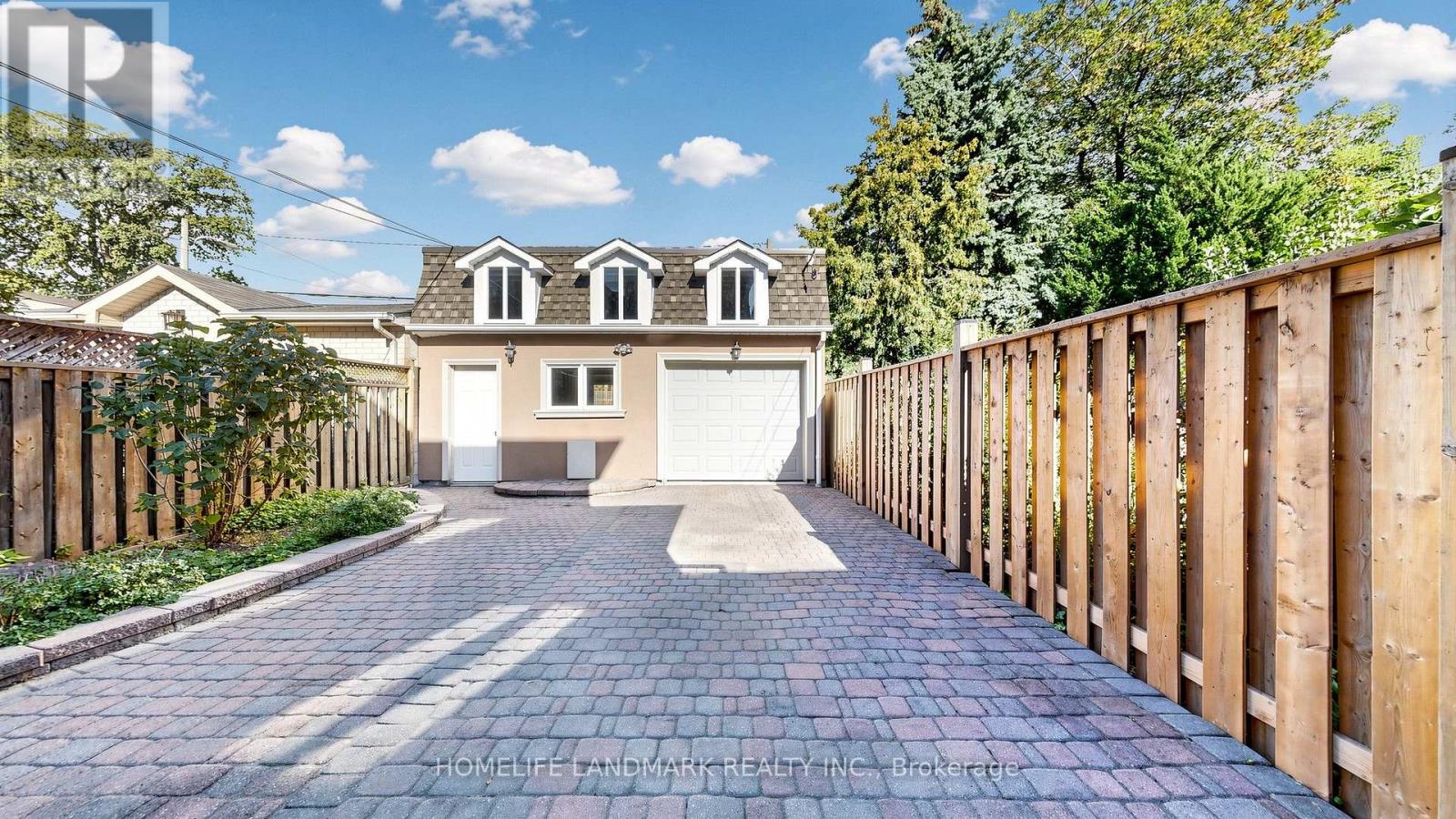 357 Bartlett Avenue N, Toronto, Ontario  M6H 3G8 - Photo 45 - W13883816