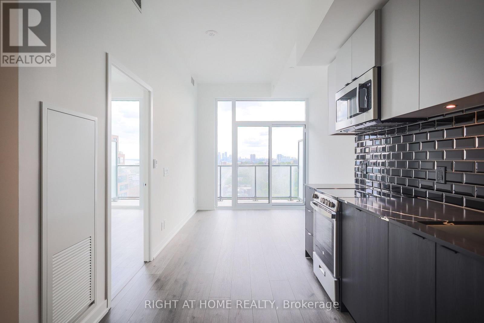 1405 - 285 Dufferin Street, Toronto, Ontario  M6K 1Z7 - Photo 11 - W13883832