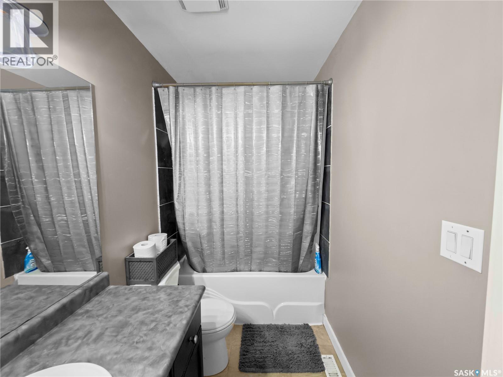447 Blakeney Crescent, Saskatoon, Saskatchewan  S7L 7N5 - Photo 41 - SK050754