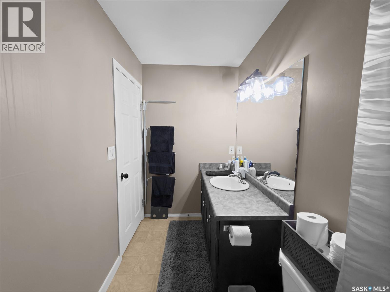 447 Blakeney Crescent, Saskatoon, Saskatchewan  S7L 7N5 - Photo 40 - SK050754