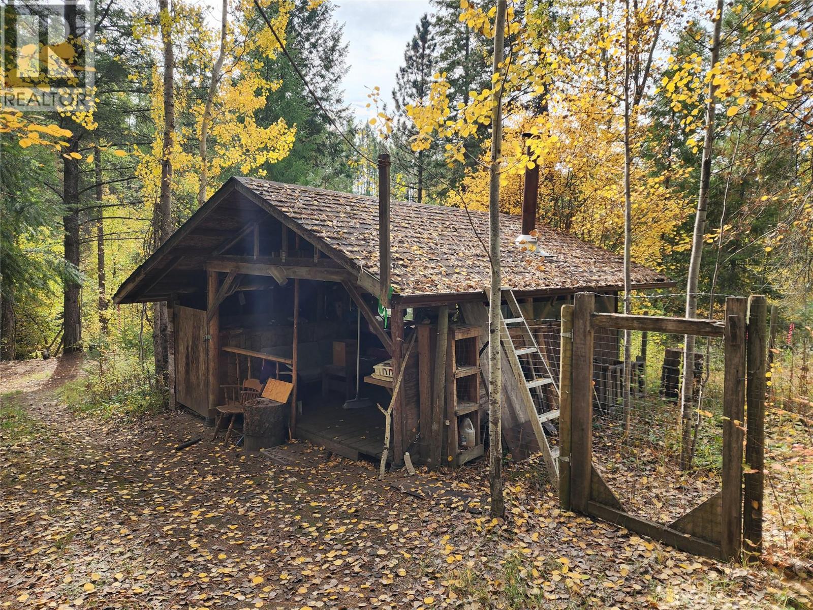 1905 &1910 Snowball Creek East Road, Grand Forks, British Columbia  V0H 1H1 - Photo 16 - 10403298
