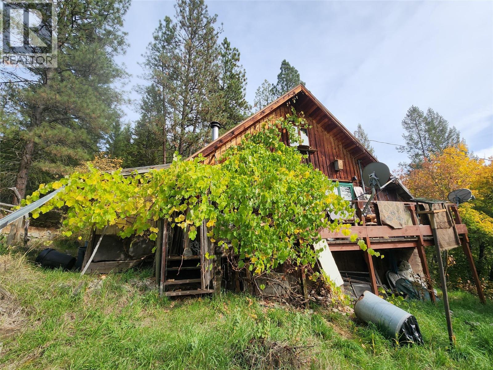 1905 &1910 Snowball Creek East Road, Grand Forks, British Columbia  V0H 1H1 - Photo 2 - 10403298