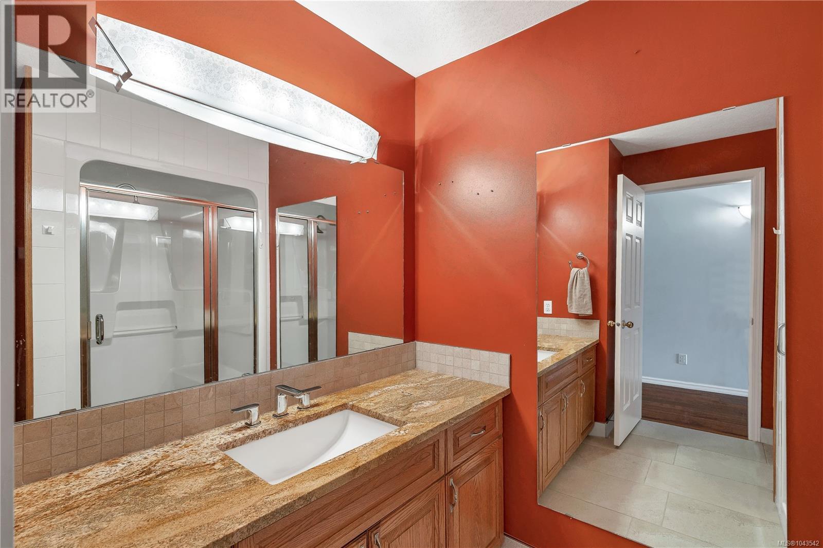 2 553 Island Hwy, Campbell River, British Columbia  V9W 2B9 - Photo 20 - 1043542