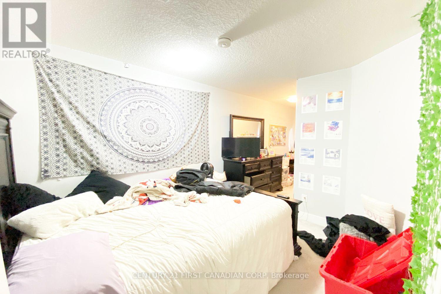 100 - 2070 Meadowgate Boulevard, London South, Ontario  N6M 1C6 - Photo 15 - X13881218