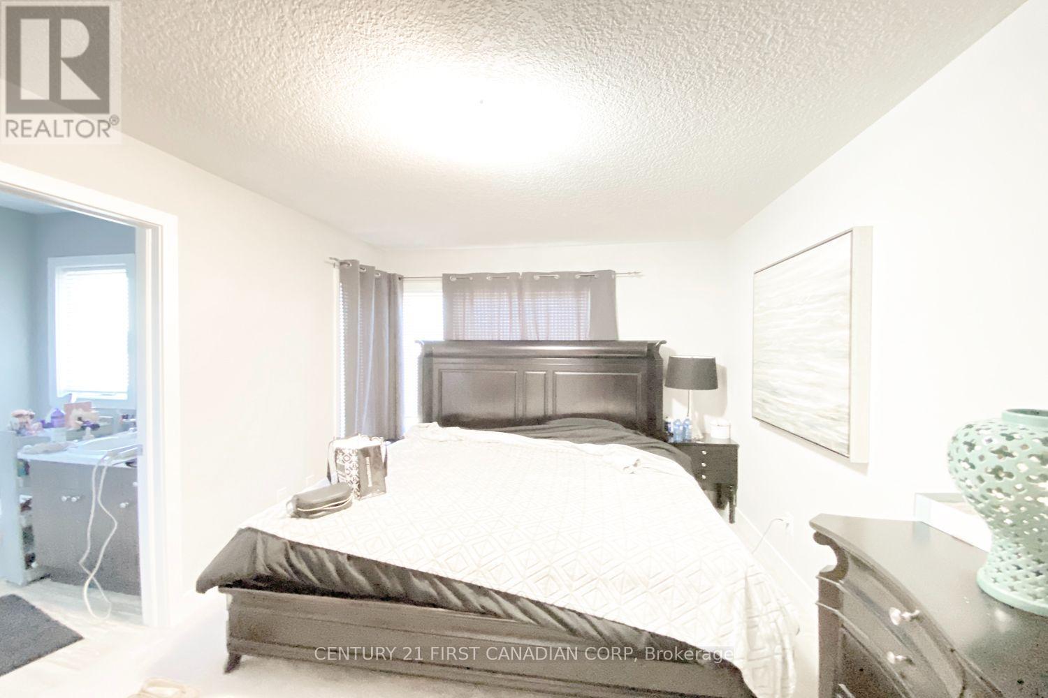 100 - 2070 Meadowgate Boulevard, London South, Ontario  N6M 1C6 - Photo 12 - X13881218