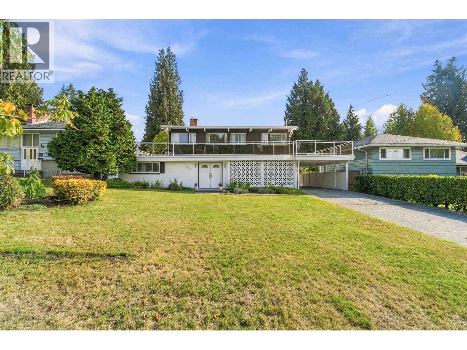 862 Wallace Wynd, Port Moody, British Columbia  V3H 1B5 - Photo 1 - R3174342