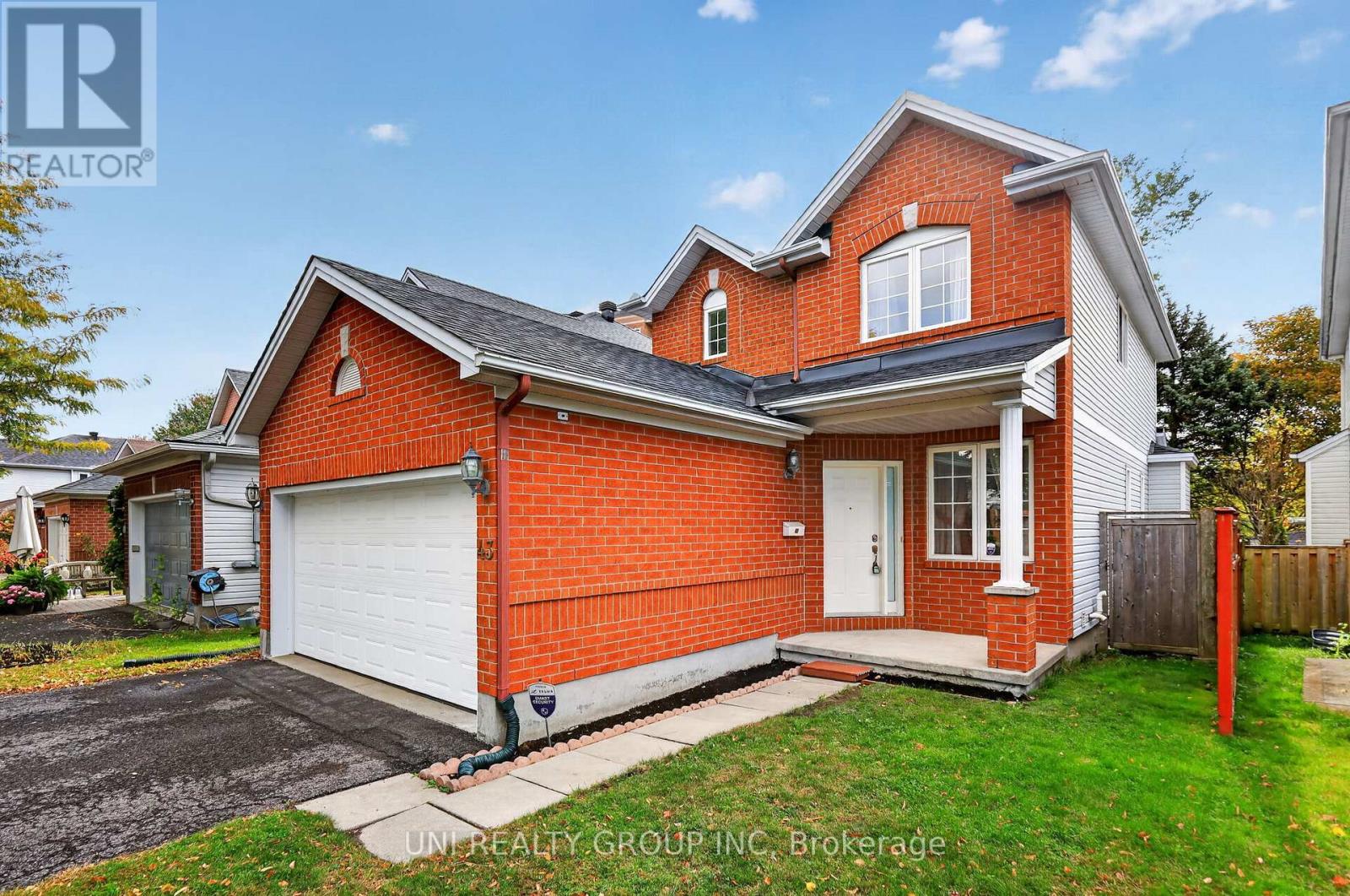 43 Crystal Park Crescent, Ottawa, Ontario  K2C 4A3 - Photo 2 - X13883910
