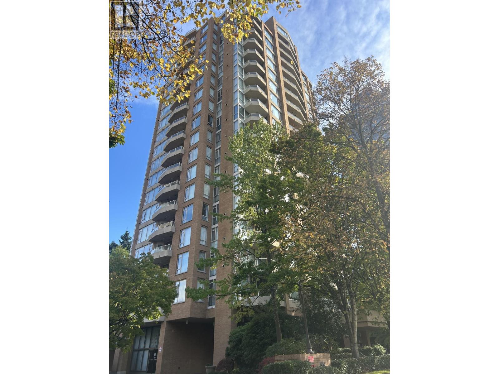 201 4689 HAZEL STREET, burnaby, British Columbia