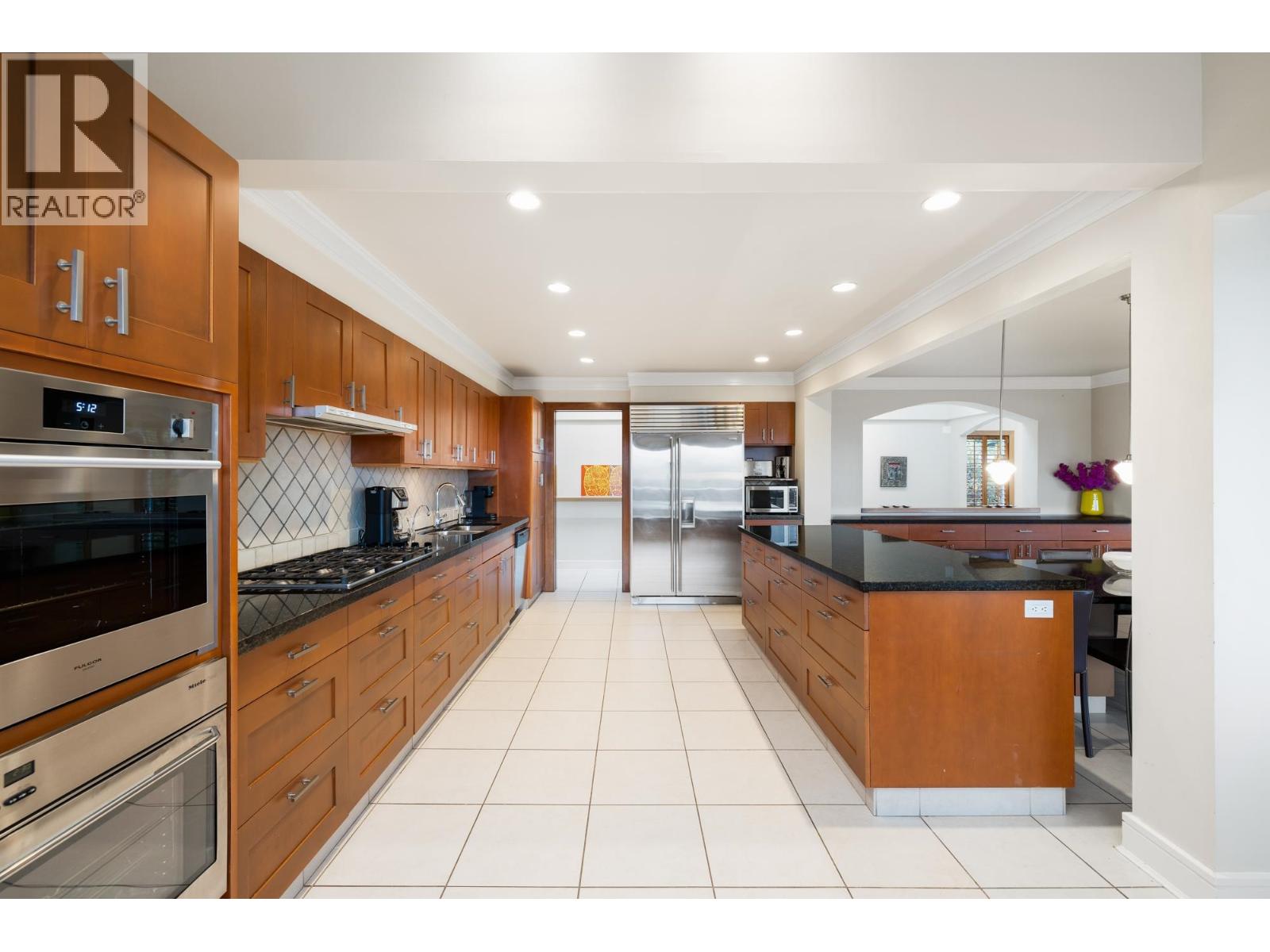 1035 King Georges Way, West Vancouver, British Columbia  V7S 1S6 - Photo 10 - R3171689