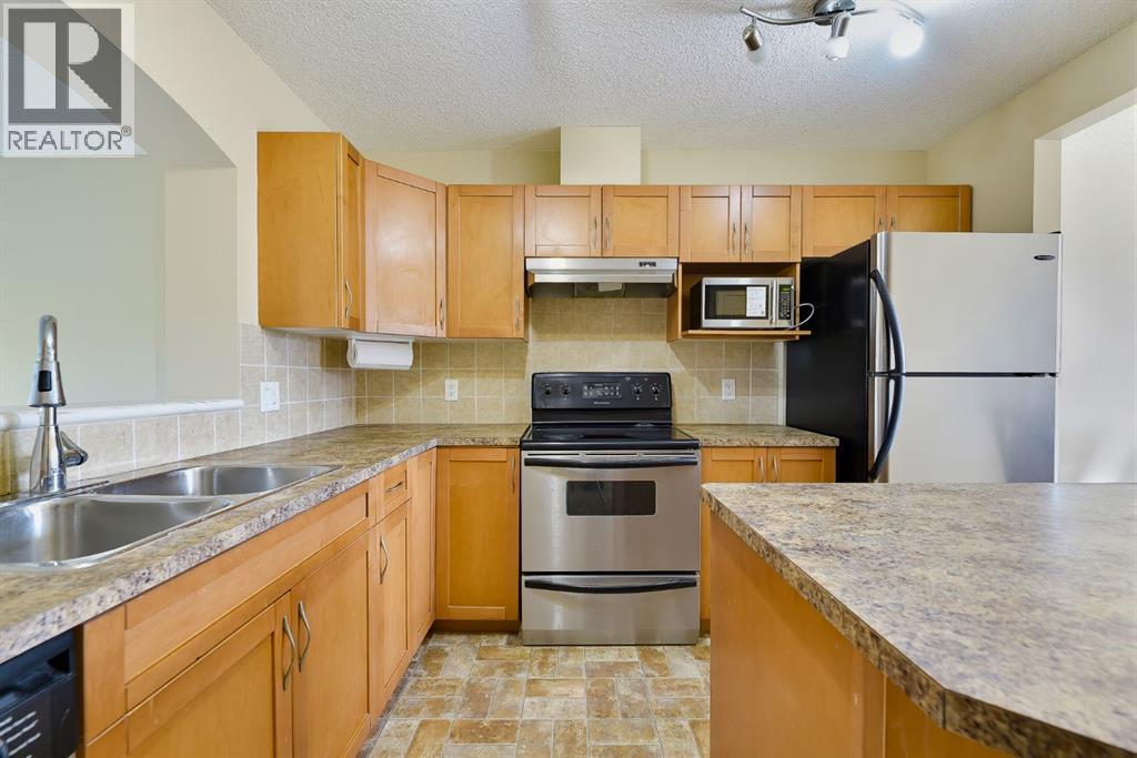 16 Eversyde Park SW