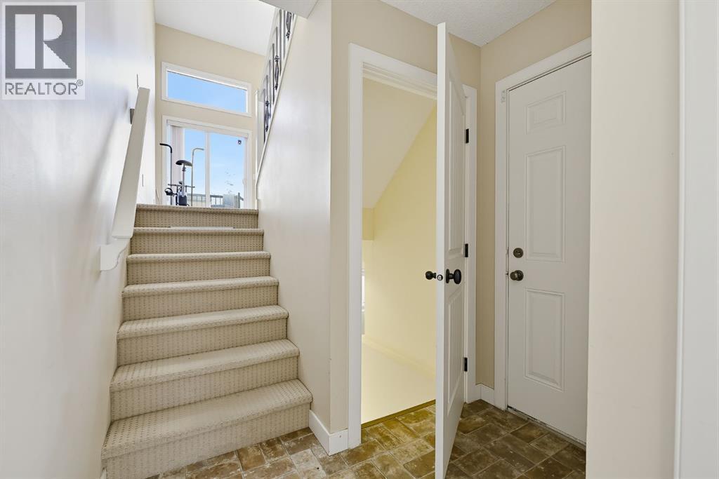 16 Eversyde Park SW