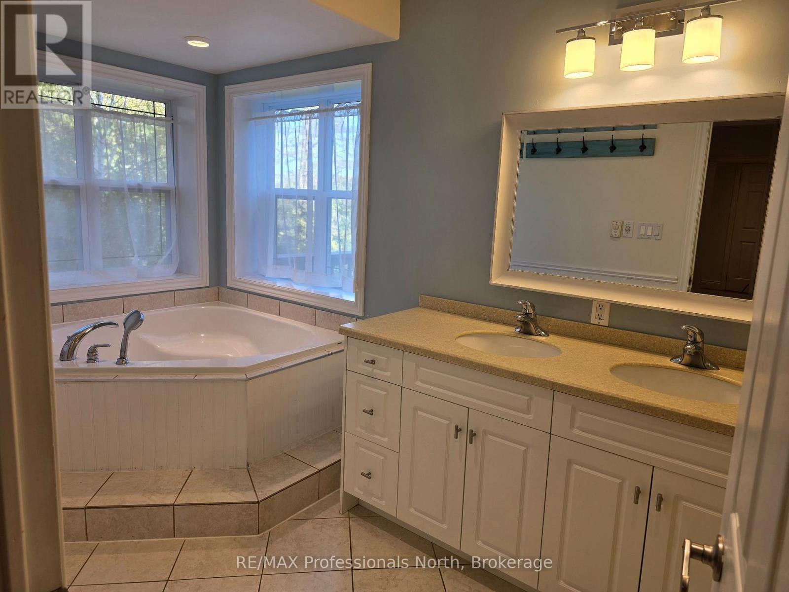 317 Falcon Road, Huntsville, Ontario  P1H 1N3 - Photo 20 - X13882584