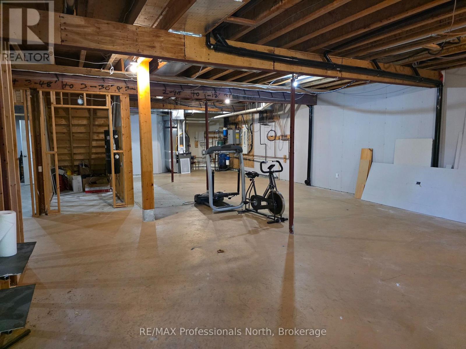 317 Falcon Road, Huntsville, Ontario  P1H 1N3 - Photo 36 - X13882584