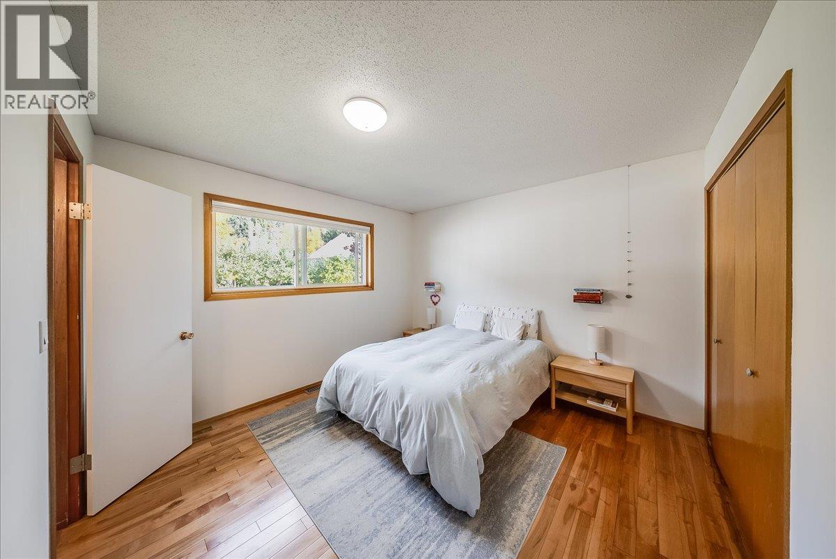 1614 Cook Avenue, Rossland, British Columbia  V0G 1Y0 - Photo 19 - 10403225