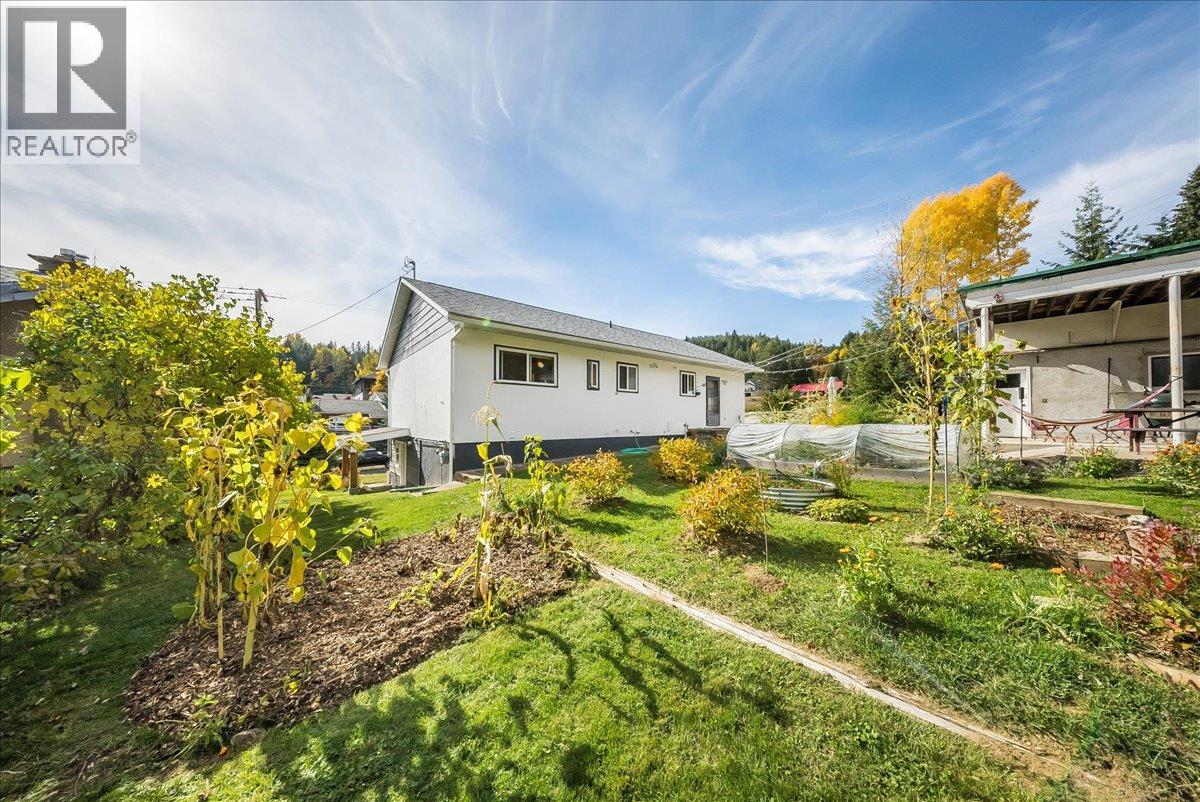 1614 Cook Avenue, Rossland, British Columbia  V0G 1Y0 - Photo 43 - 10403225