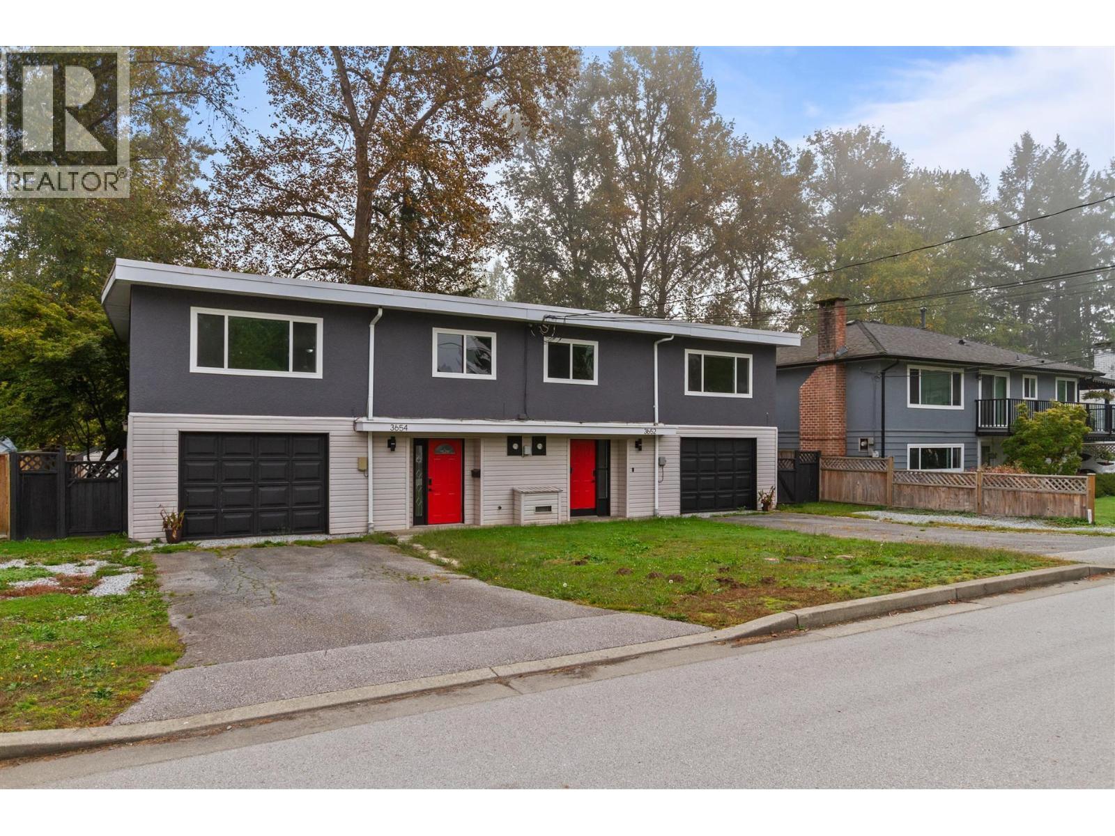 3652 3654 ST. THOMAS STREET, port coquitlam, British Columbia