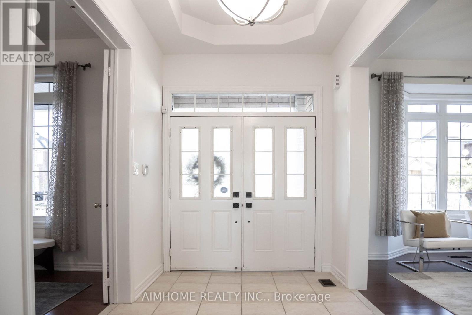 11 Alpaca Drive, Richmond Hill, Ontario  L4E 0E6 - Photo 2 - N13883668